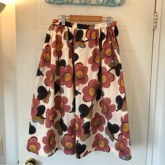 Vintage Dresses & Skirts - Floral Lined full circle midi skirt